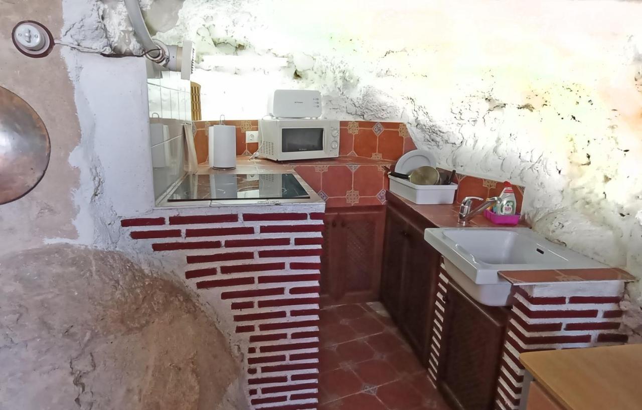 La Serrana Bedmar y Garciez Luaran gambar